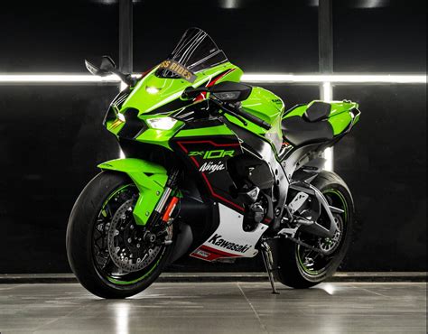 Kawasaki zx10r PenalbaWeb.com