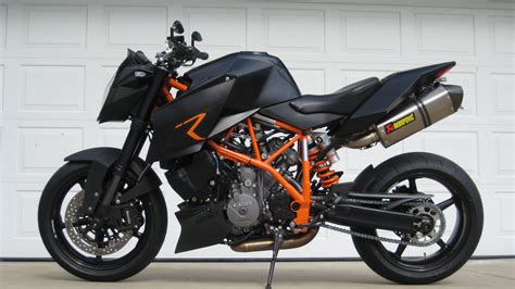 Ktm 990 superduke PenalbaWeb.com
