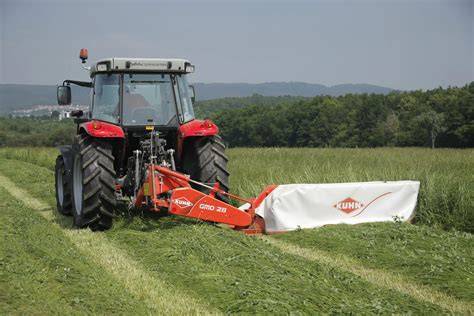 Kuhn 28 PenalbaWeb.com