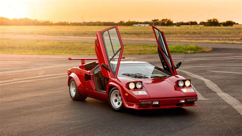 Lamborghini countach PenalbaWeb.com