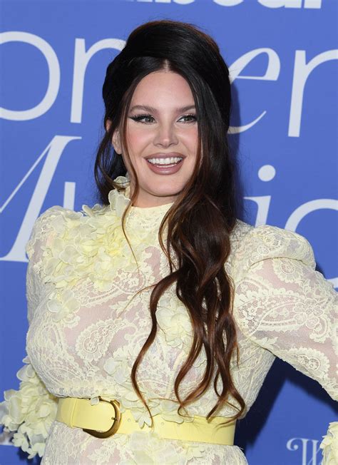 Lana rey PenalbaWeb.com