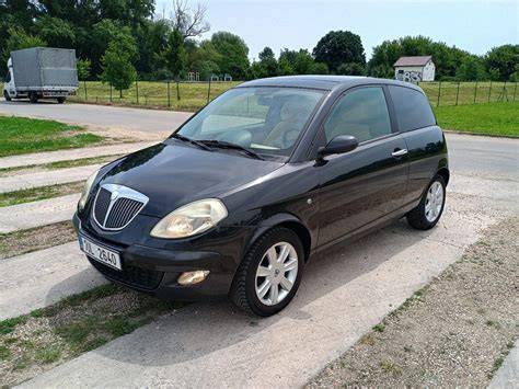 Lancia ypsilon 2004 PenalbaWeb.com