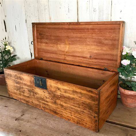 Large wooden storage PenalbaWeb.com