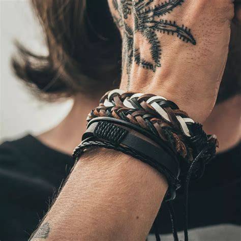 Leather bracelet PenalbaWeb.com