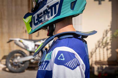 Leatt brace PenalbaWeb.com