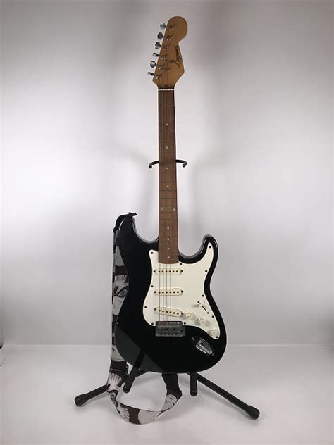 Legend guitar PenalbaWeb.com