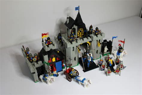 Lego classic castle PenalbaWeb.com