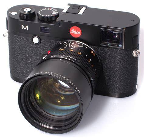 Leica 240 PenalbaWeb.com