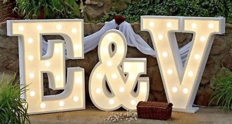 Letras gigantes boda PenalbaWeb.com