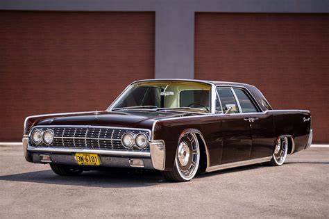 Lincoln continental PenalbaWeb.com
