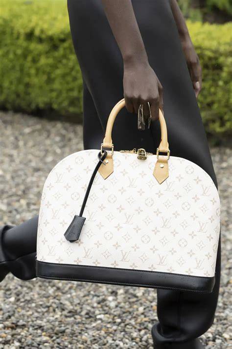 Louis vuitton PenalbaWeb.com