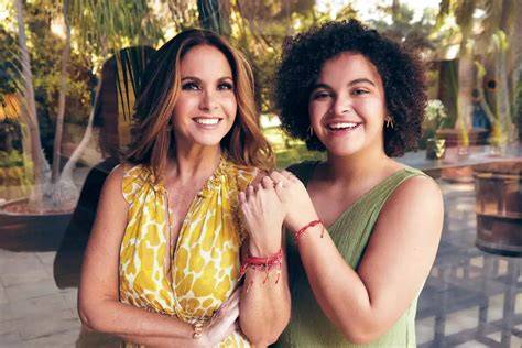 Lucerito PenalbaWeb.com