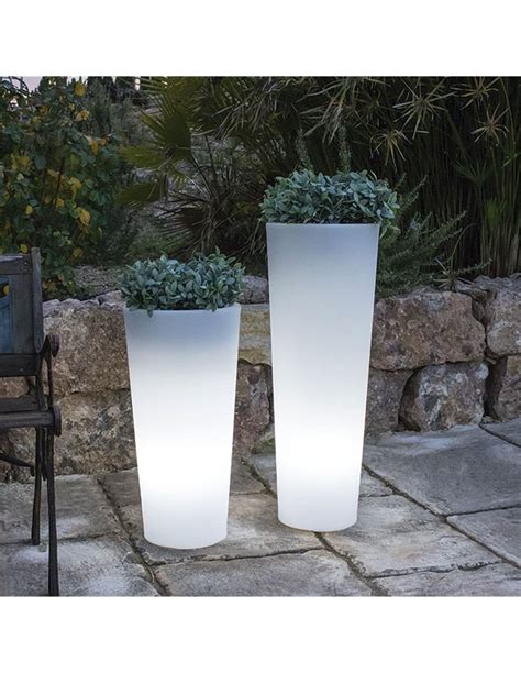 Macetero led PenalbaWeb.com