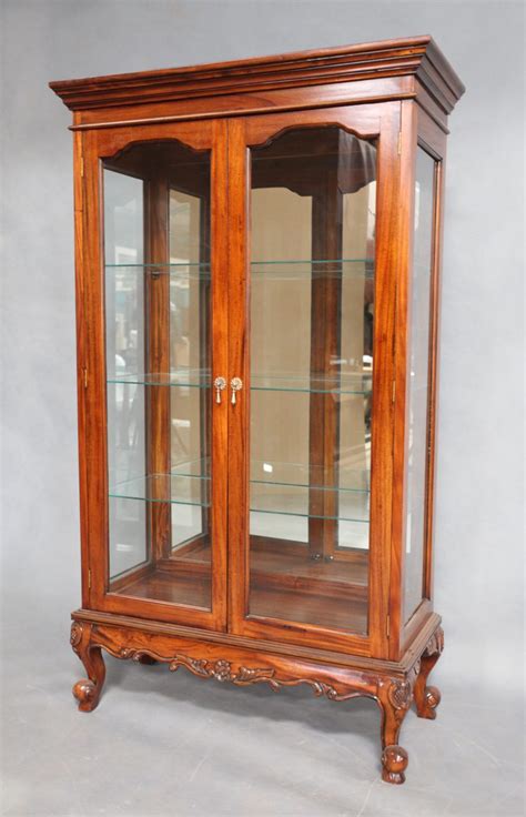 Mahogany glass cabinet PenalbaWeb.com