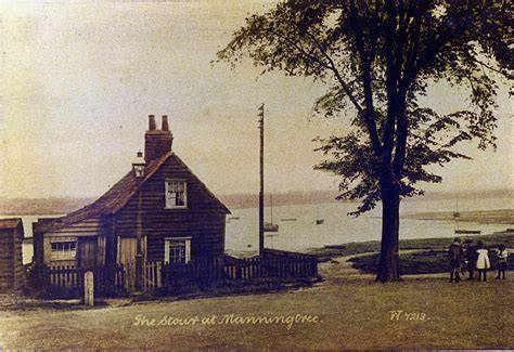 Manningtree PenalbaWeb.com
