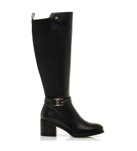 Maria mare botas PenalbaWeb.com