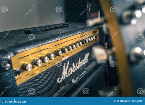 Marshall amplifier PenalbaWeb.com