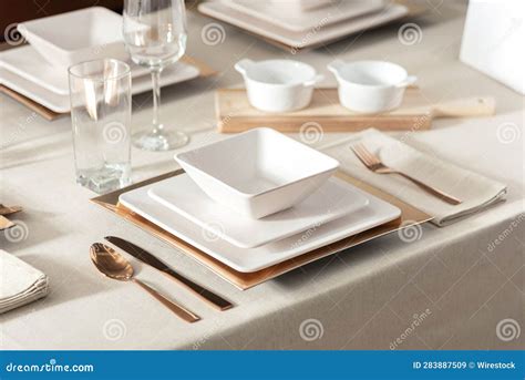 Mesa platos PenalbaWeb.com