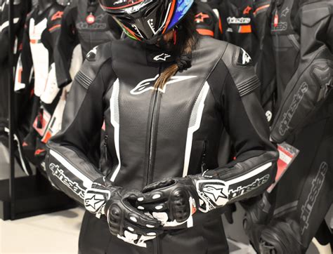 Mono moto mujer PenalbaWeb.com