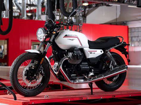 Moto guzzi v7 PenalbaWeb.com