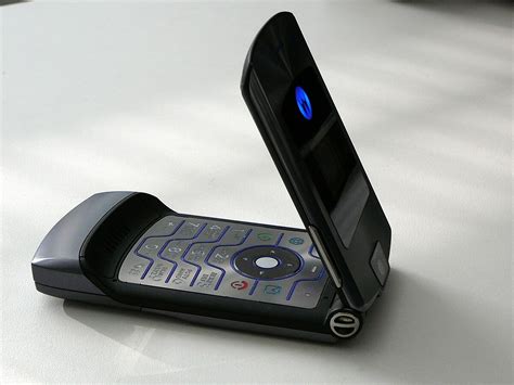 Motorola razr v3i PenalbaWeb.com