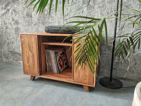 Mueble tocadiscos PenalbaWeb.com