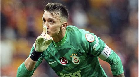 Muslera PenalbaWeb.com