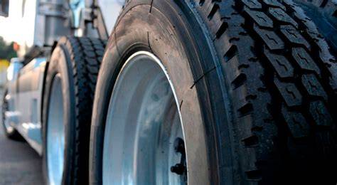 Neumaticos camion PenalbaWeb.com