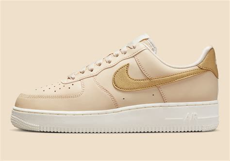 Nike beige PenalbaWeb.com