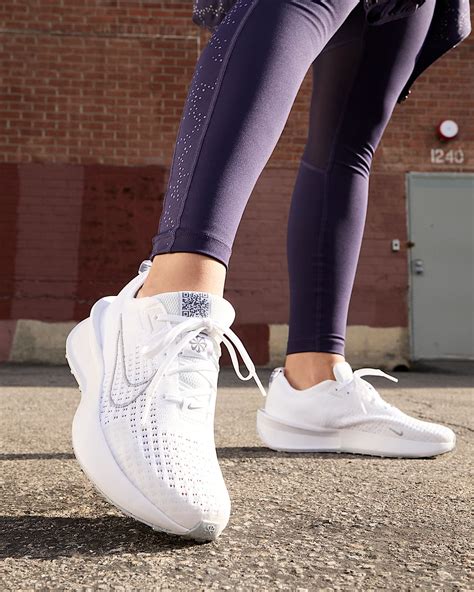 Nike woman PenalbaWeb.com