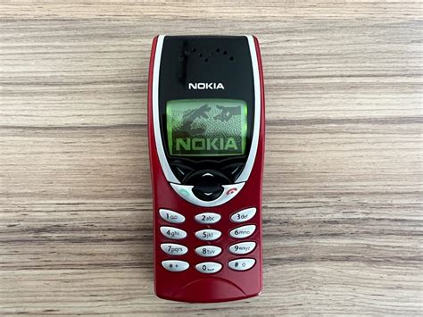 Nokia 8210 PenalbaWeb.com