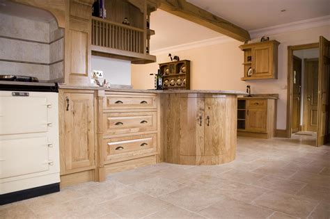 Oak kitchen units PenalbaWeb.com