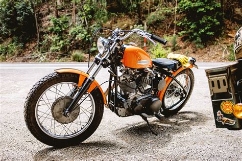 Old motorcycle PenalbaWeb.com