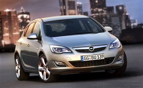 Opel astra 2010 PenalbaWeb.com