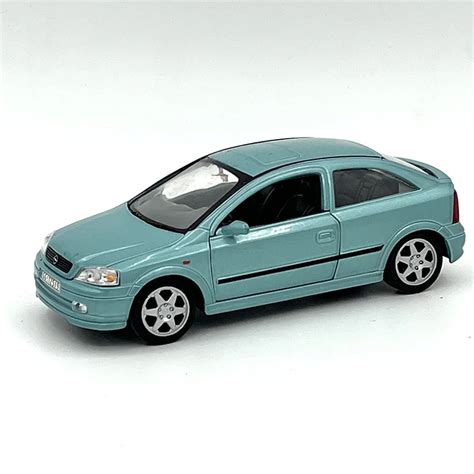 Opel astra juguete PenalbaWeb.com