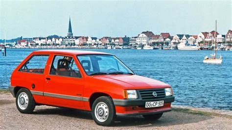Opel corsa 1985 PenalbaWeb.com