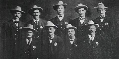 Original police PenalbaWeb.com