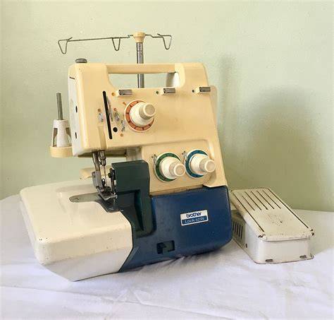 Overlock usada PenalbaWeb.com