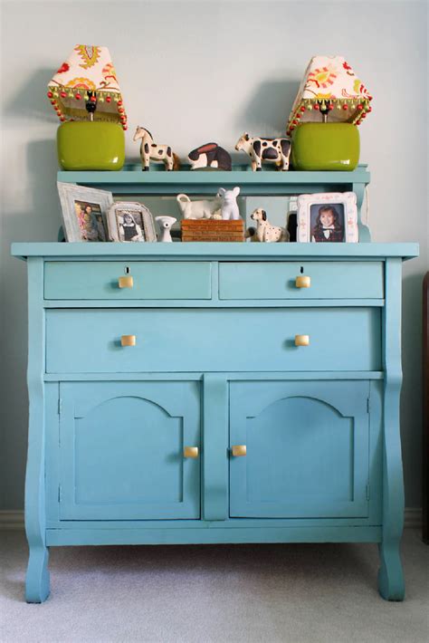 Painted furniture PenalbaWeb.com