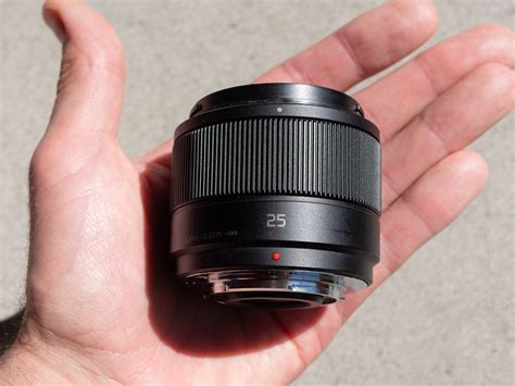 Panasonic 25mm PenalbaWeb.com