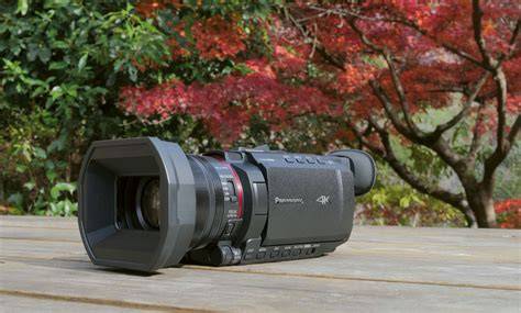 Panasonic hc PenalbaWeb.com