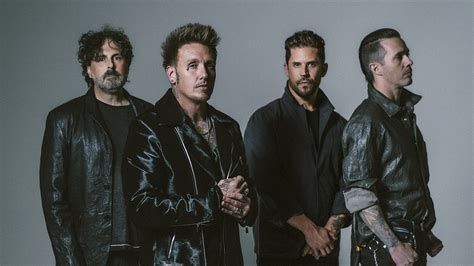 Papa roach PenalbaWeb.com