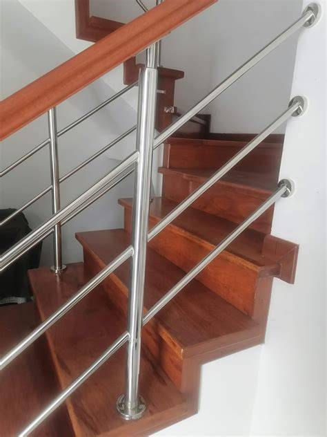 Pasamanos de madera PenalbaWeb.com