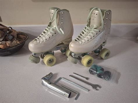 Patines artisticos nuevos PenalbaWeb.com