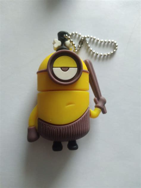 Pendrive minion PenalbaWeb.com