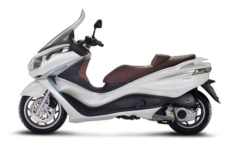 Piaggio x10 125 PenalbaWeb.com