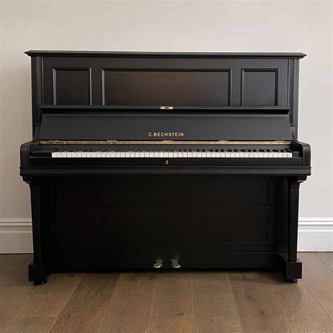 Piano black PenalbaWeb.com