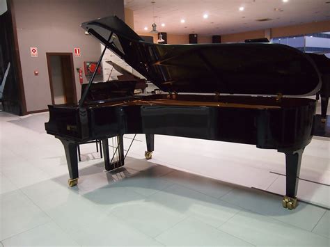Piano gran cola PenalbaWeb.com