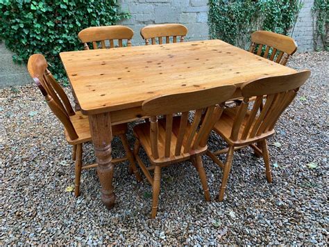 Pine table chairs PenalbaWeb.com