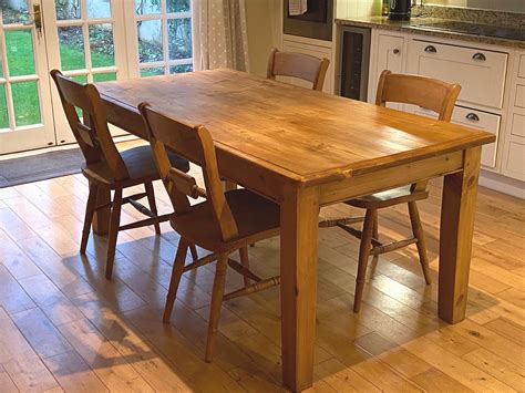 Pine tables PenalbaWeb.com